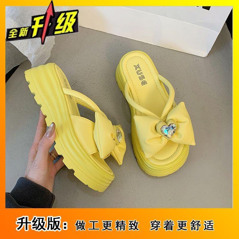 Muffin Versatile Bow Fairy Cool Slippers Girl 2025 New Summer Wear Thick Bottom Rhinestones Beach One-Flip