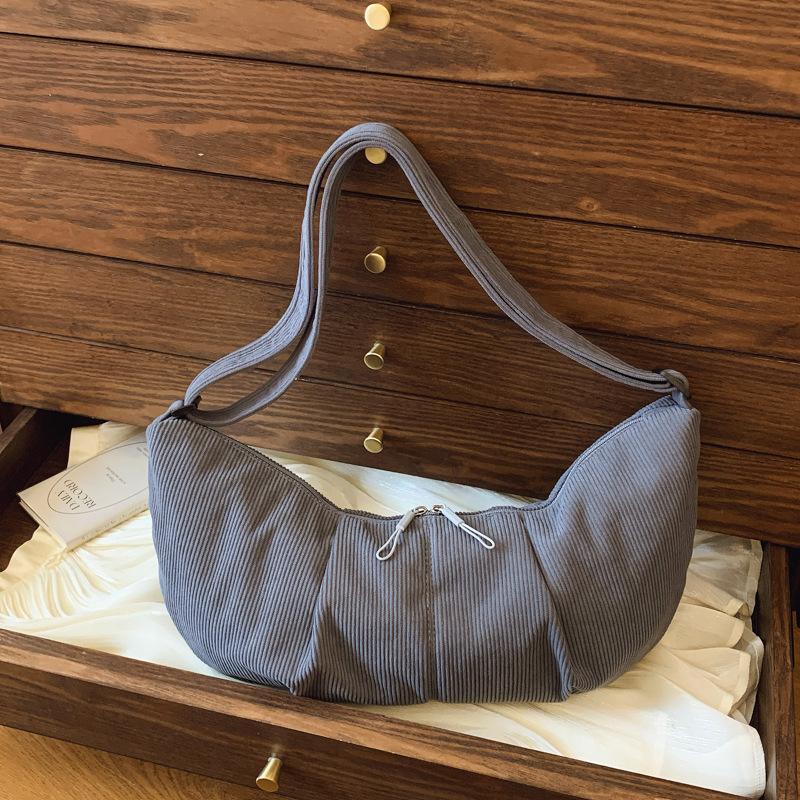 Crossbody Bag Women's Large-capacity Literary and Foreign-style Cloth Bag, Personalized Fashion and Leisure Shoulder Bag, Male Student Class Dumpling