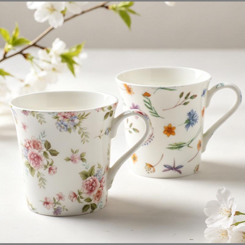 Bone China Coffee Cup with Small Floral Pattern English Afternoon Tea Flower Tea Coffee Cup Home Breakfast Milk Mug Women's Gift