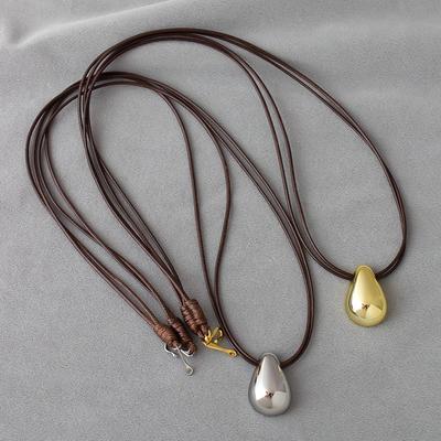 Elegantní náhrdelník s přívěskem Waterdrop: Unisex fazolový design s dobrým leskem - Perfektní pro dlouhé svetry