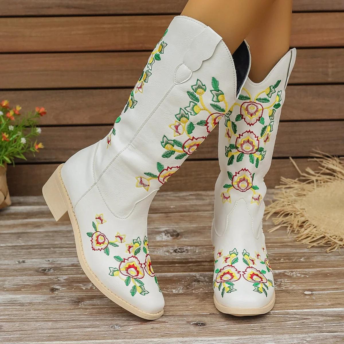 

Мода 2024 года, новые женские туфли, вышитые женские сапоги, модные современные ботинки без застежек, женские квадратные носки, сохраняющие тепло, высокие женские туфли 38 белый