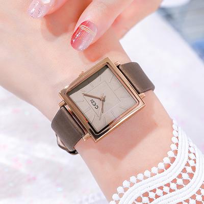 Dámské retro čtvercové kožené hodinky Módní jednoduché vodotěsné hodinky Quartz