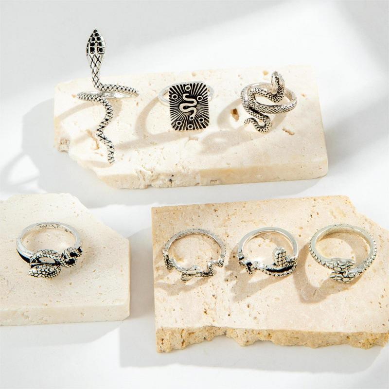 Dark Snake Pattern Ring, Punk Style Snake Animal Retro Exaggerated Ring Seven-piece Set