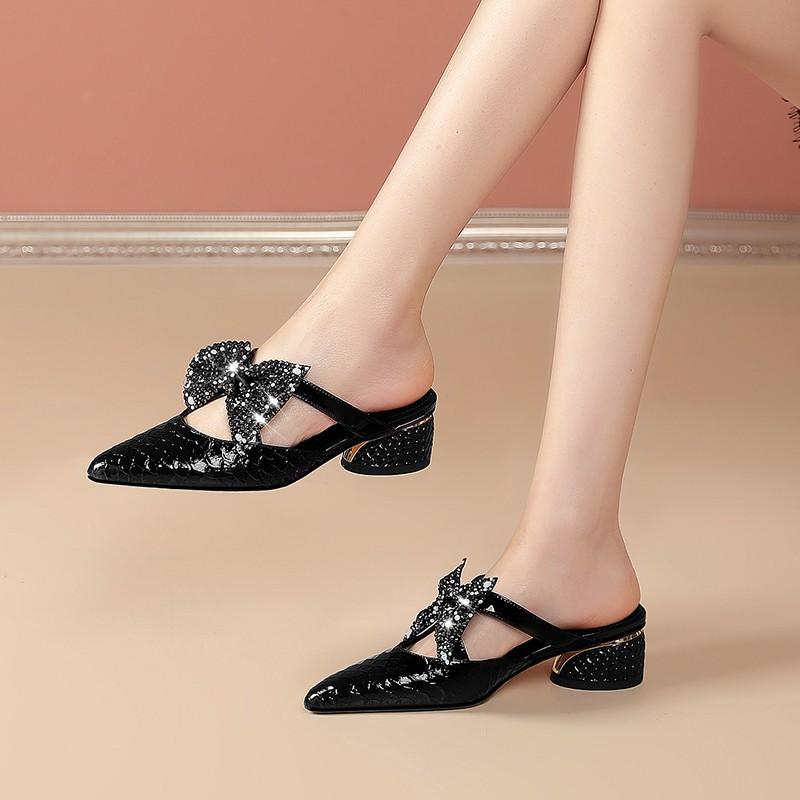 

Летняя мода 2024 года, полуновые женские туфли на толстом каблуке Baotou, тапочки на высоком каблуке для пожилых мам среднего возраста 38