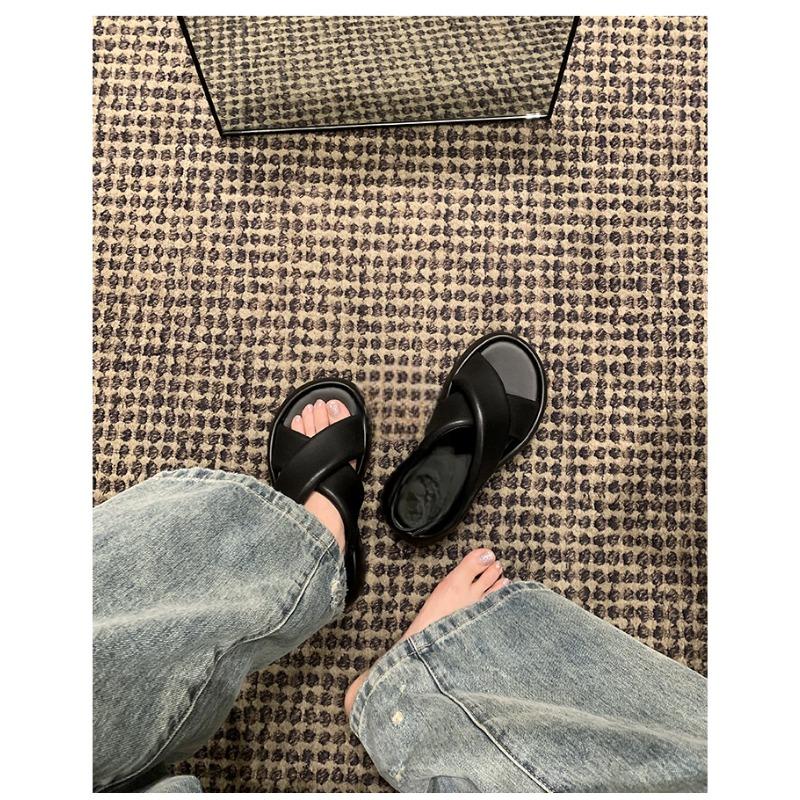 Shei Yiqing Summer~ Lambskin thick-soled cross-buckle with bubble bread casual sandals women's summer