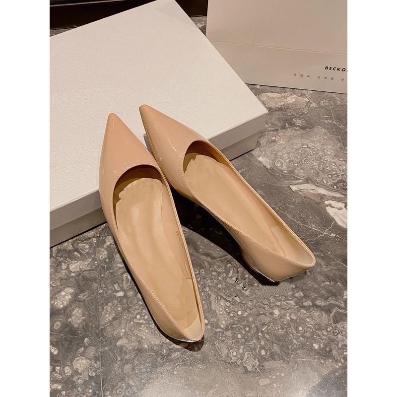 New Spring and Summer Pointed Women's Nude Shoes Temperament Sexy 2025 Flat Shoes Gentle Versatile Single Shoes Daily Red Sole