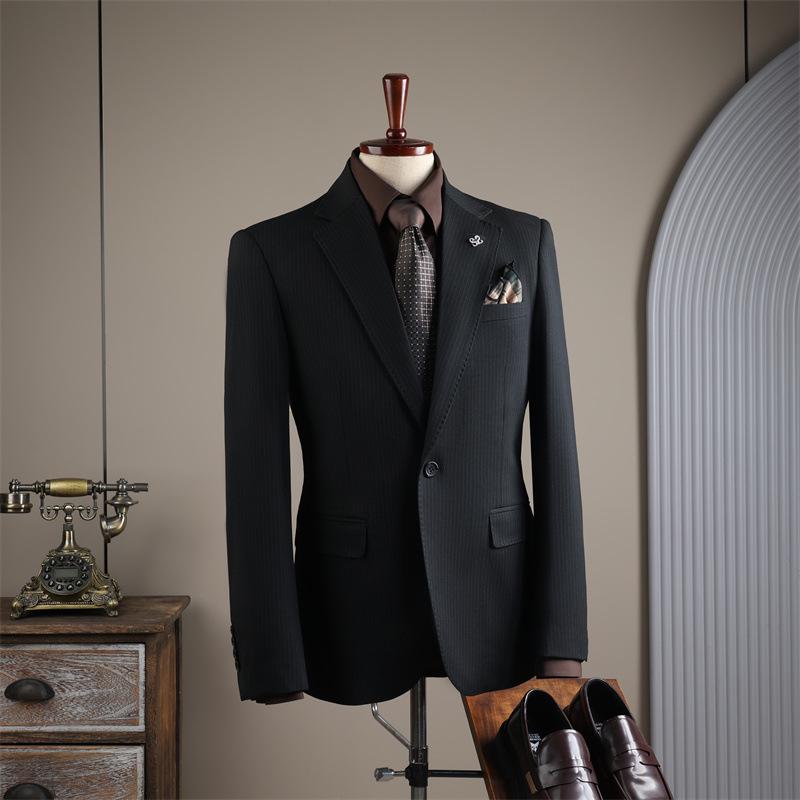 Plus Size Men's Striped Business Casual Wedding & Formal Suit Set