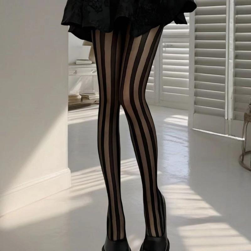 

Женские винтажные сексуальные прозрачные колготки в широкую вертикальную полоску, ретро классические чулки One-size чёрный