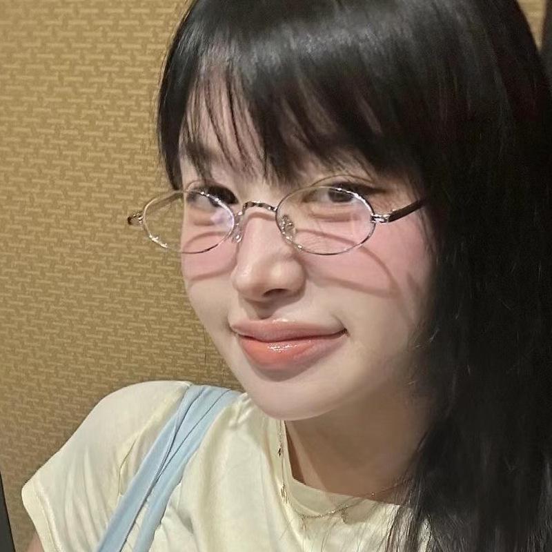 Retro Silber Oval Kleiner Rahmen Brille für Damen und Herren, Blaulichtfilter, Hohe Dioptrien Kompatibel, Trendige Pure Desire Myopie Brille.