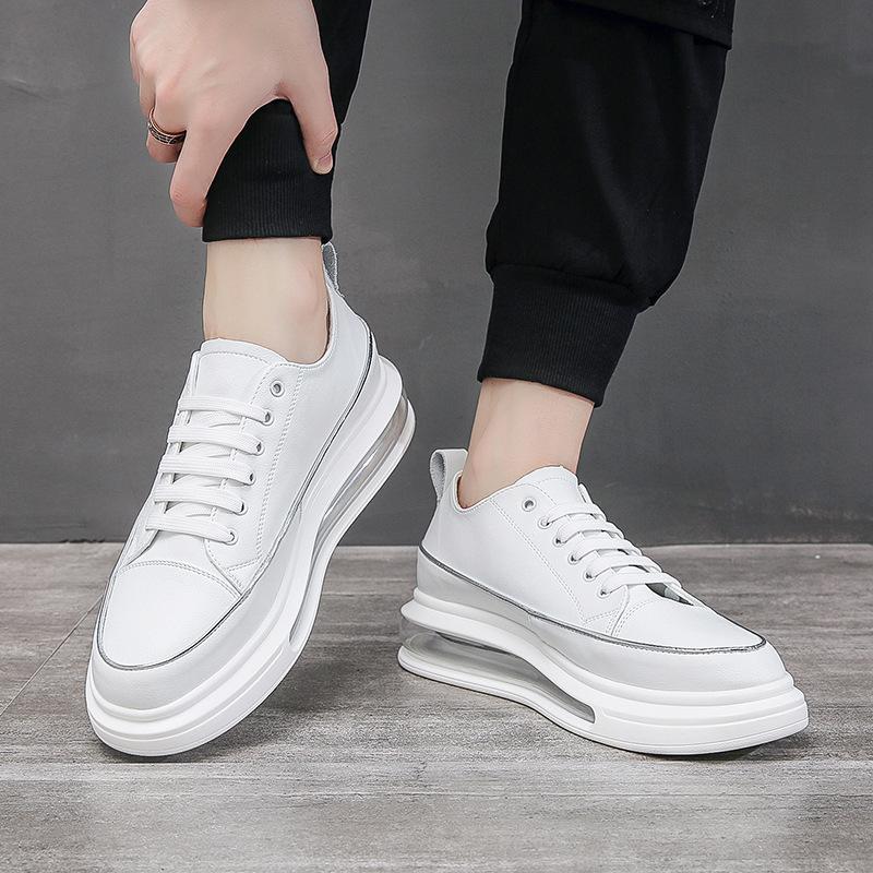 Atmungsaktive Herrenschuhe mit niedrigem Schaft Herbst und Winter neue Board-Schuhe Rindsleder Freizeitschuhe Herren Koreanische Version von kleinen weißen Schuhen Luftpolstersohle