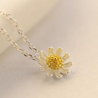 Colier cu floare margaretă coreeană din argint sterling S925 pentru femei