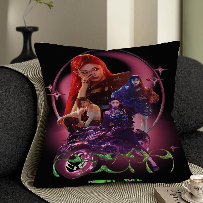KPOP Koreansk Tjejgrupp A-AespaS Kuddfodral Kuddöverdrag Bil Prydnadskuddfodral För Soffa Bil Julklapp 40x40cm 45x45cm