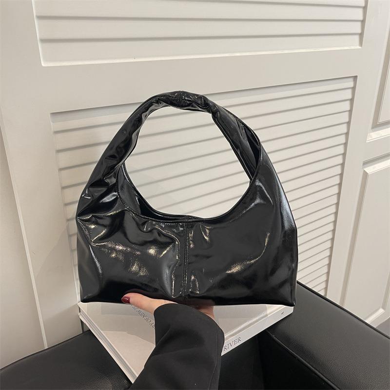 New Spring Niche Design Large-capacity Underarm Handbag Soft Texture Versatile Shoulder Bag Women