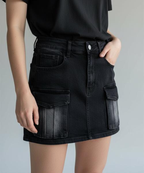 Bonseullipi Vintage Wash Cargo Skirt (Black)