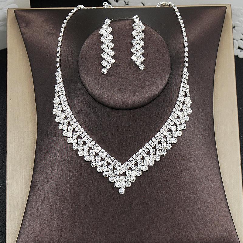 V-Shaped Luxury Diamond Clavicle Necklace Earrings Set Wedding Party Dress Bling Jewelry Accessory for Girls