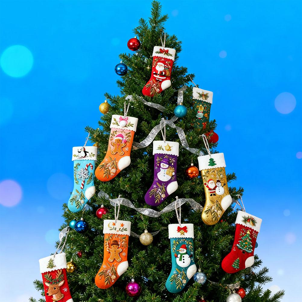 Christmas Cute Stocking Wooden Hanging Ornaments 14/28pcs Colorful Santa Claus/Snowman/Bear/Elk For Home Classroom Party De K9E2