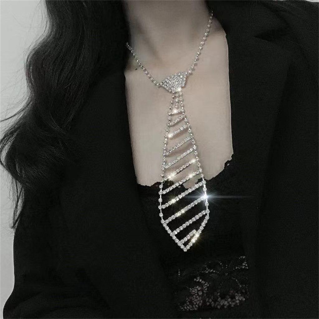 Gothic Styles Crystal Choker Necklace Tie Sparkling Rhinestones Jewelry Necktie for Women Nightclubs and Special Event