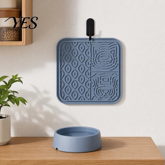 Pet Feeding Slow Down Mat Food with Suction Cups, Four-Zone Tray for Cup Eating Anxiety Relief, Non-Slip Silicone Lick Dogs And Cats Bite-resistant
