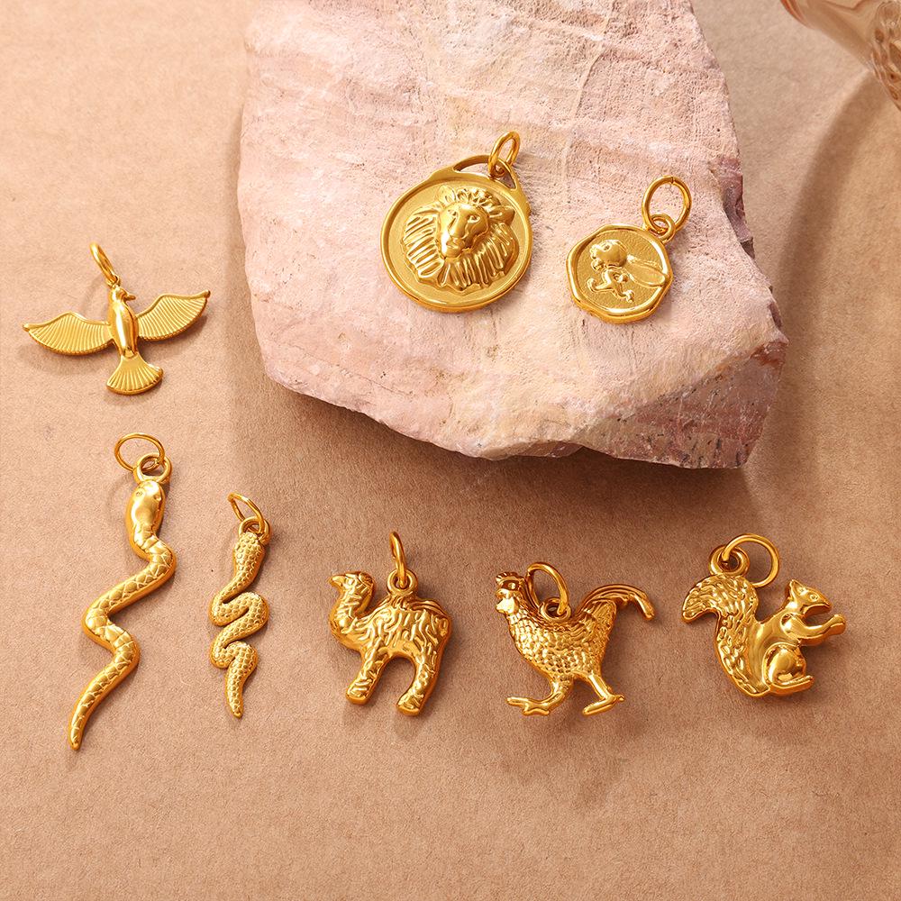 3D Animal Pendant Collection: Lion, Eagle, Deer, and Snake - Versatile Jewelry Accessory