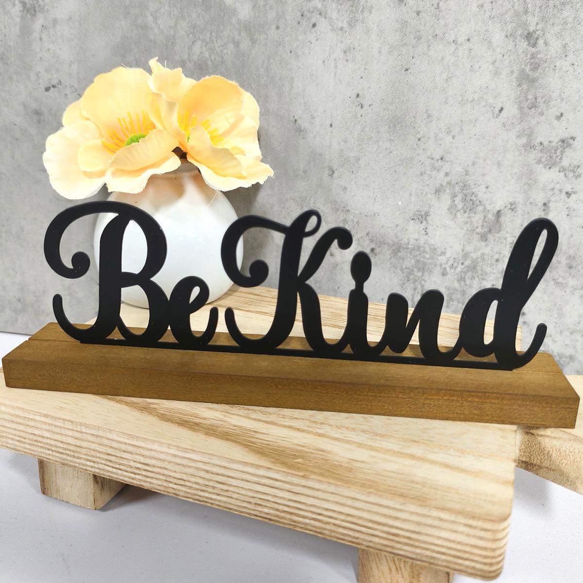 In-Stock English Farmhouse Style Wooden Base Ornament - Blessed Scene Decoration