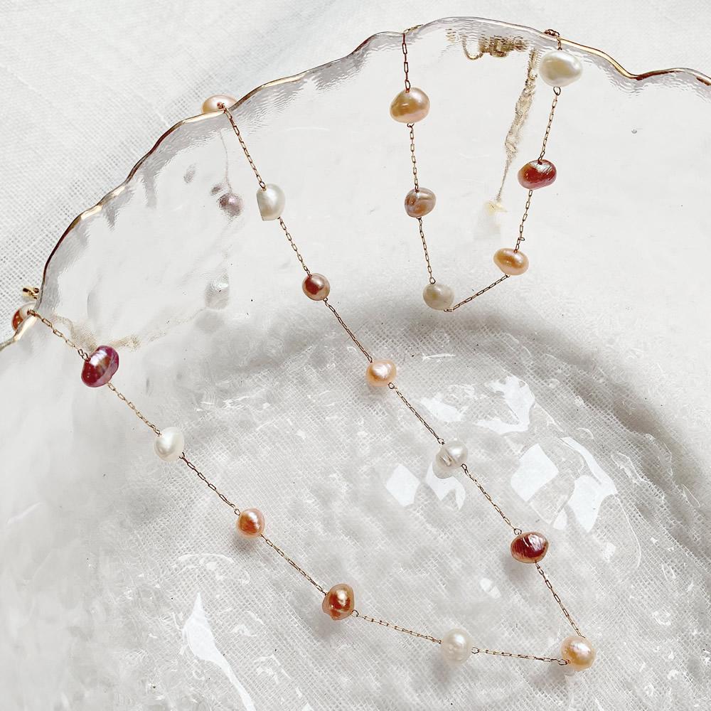 Irregular Pearl Charm Natural Freshwater Pearl Choker Necklace for Women Mixed White Purple Pink Baroque Pearl Chain Necklace