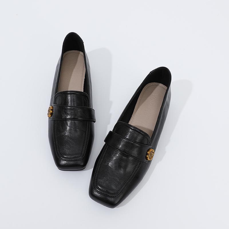 2024 Retro Chunky Heel Loafers: Versatile Square Toe, Medium Heel, Slip-on Leather Shoes for All Seasons
