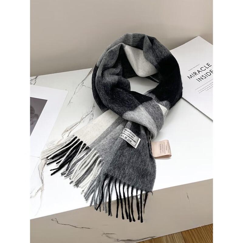 Junbie Graphene Heated Plaid Scarf
