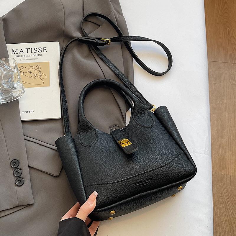 Popular Simple Lychee Pattern Niche Commuter Style Portable Bucket Bag Women's Casual Solid Color Versatile Messenger Bag