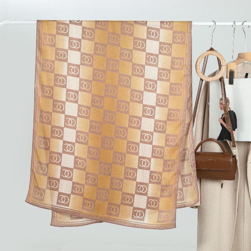 

Новый простой шарф из искусственного бархата с принтом в клетку, длинный шелковый шарф, женская мода, осенне-зимний теплый тонкий платок Above 175cm