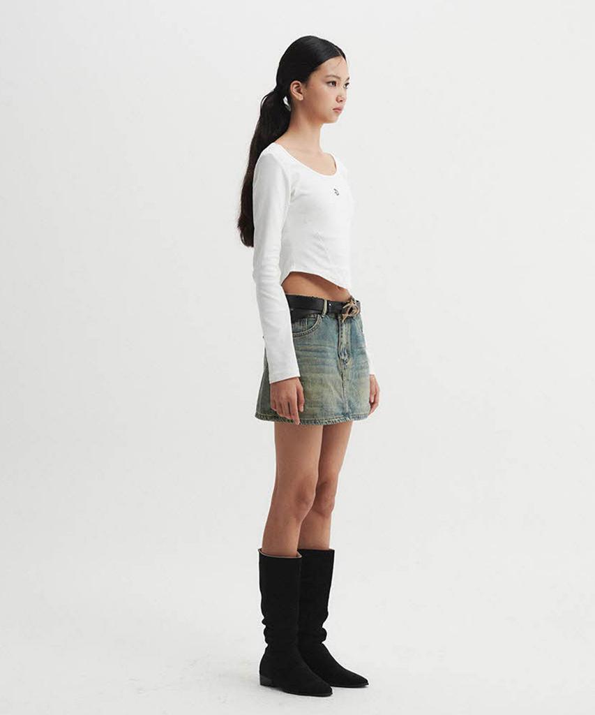 Diaeneseualumeon Middle Logo Crop Long Sleeve White