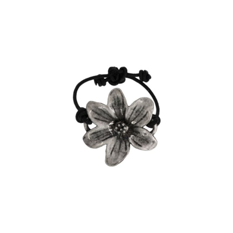 nff petal string ring-black