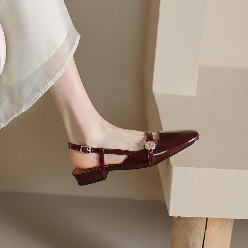 Retro thick heel camellia bag head sandals women's summer new low heel versatile empty Mary Jane single shoes