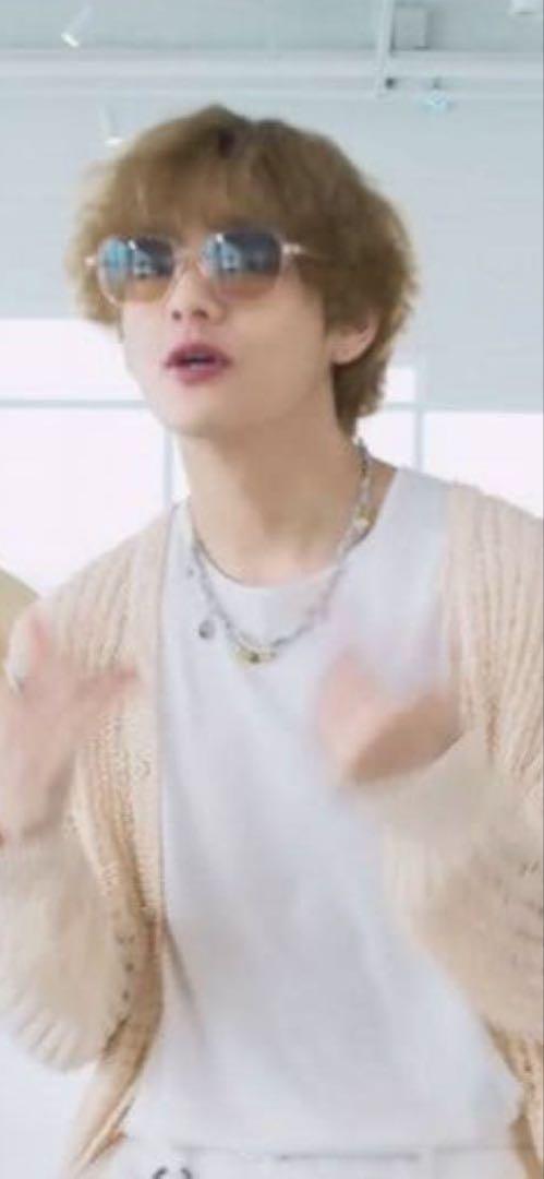 

[USED] MANOMOS BTS V-worn sunglasses