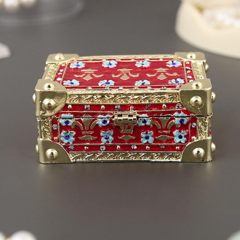 Zinc Alloy Jewelry Storage Box with Open Interior, Quiet Magnetic Closure, Blue Floral Motifs, and Gold-Tone Trim