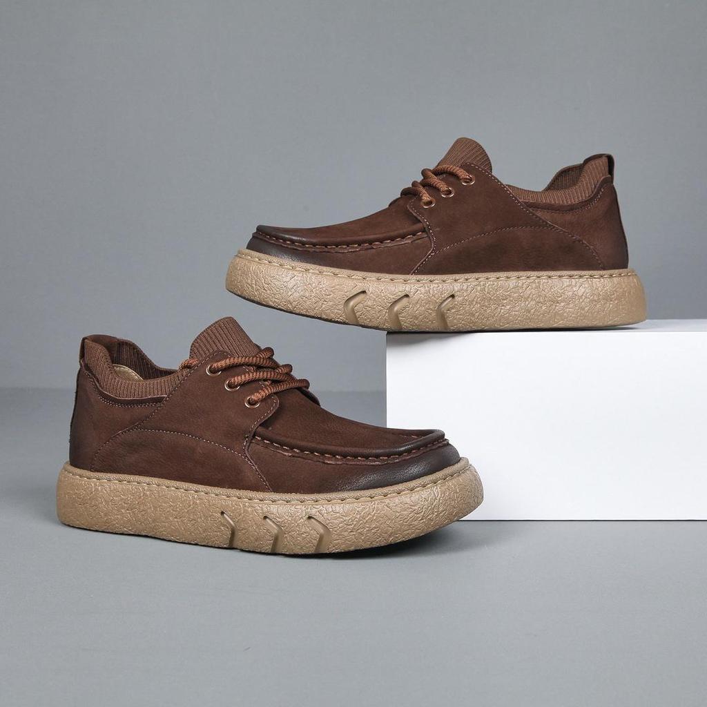 2025 High-End Cowhide Casual Sneakers: Genuine Leather, Thick Breathable Sole, Versatile Trendy Design for Workwear.