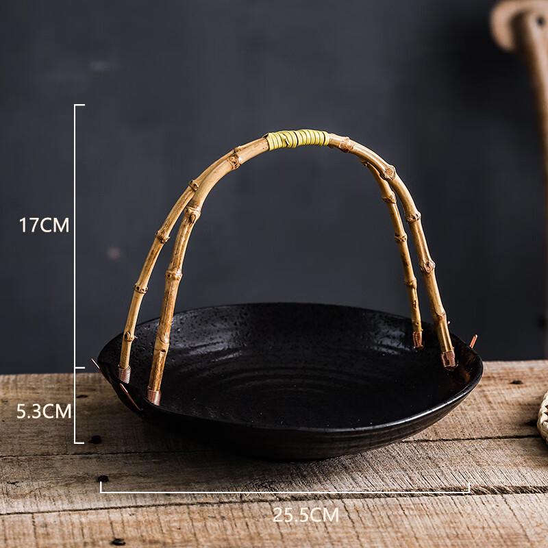 Wuhe Creative Ceramic Handled Serving Plate