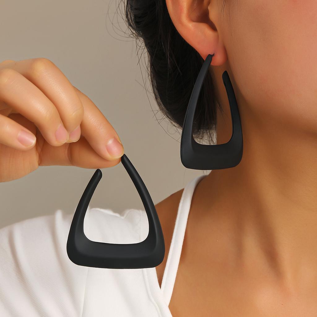 Exaggerated Irregular Geometric Hoop Earrings Fashion Simple Versatile Perfect Women's Daily Parties Dates Wearing Earrings