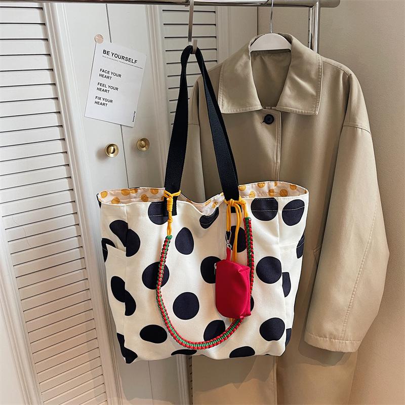 

New Korean Style Summer Tote Bag Large Capacity Casual and Simple Shoulder Bag Spot Print Canvas Lazy Style Commuting Bag