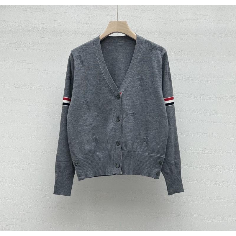 European Academy Style V-neck Logo Jacquard Cardigan - Spring Collection