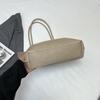 Fashion Exquisite PU Solid Color Hasp Shoulder Bags for Women 2026 Hot Sale Large Capacity Popularity Commute Style Tote Bags