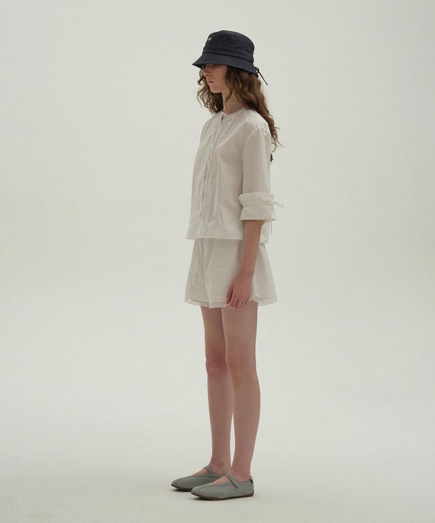 Keulloleu Cotton Lace Shorts - 2 Colors