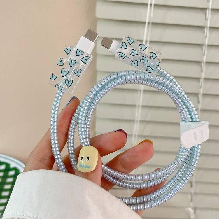 

Милый чехол в форме сердца для зарядного устройства Apple 18 Вт/20 Вт, защитный чехол, применимый к кабелю передачи данных iPhone 14/13, защитный чехол для головы