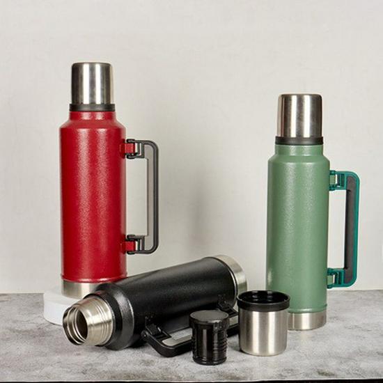 Stanley 1400ml doppelwandige Edelstahl-Isolier-Sportflasche mit Griff