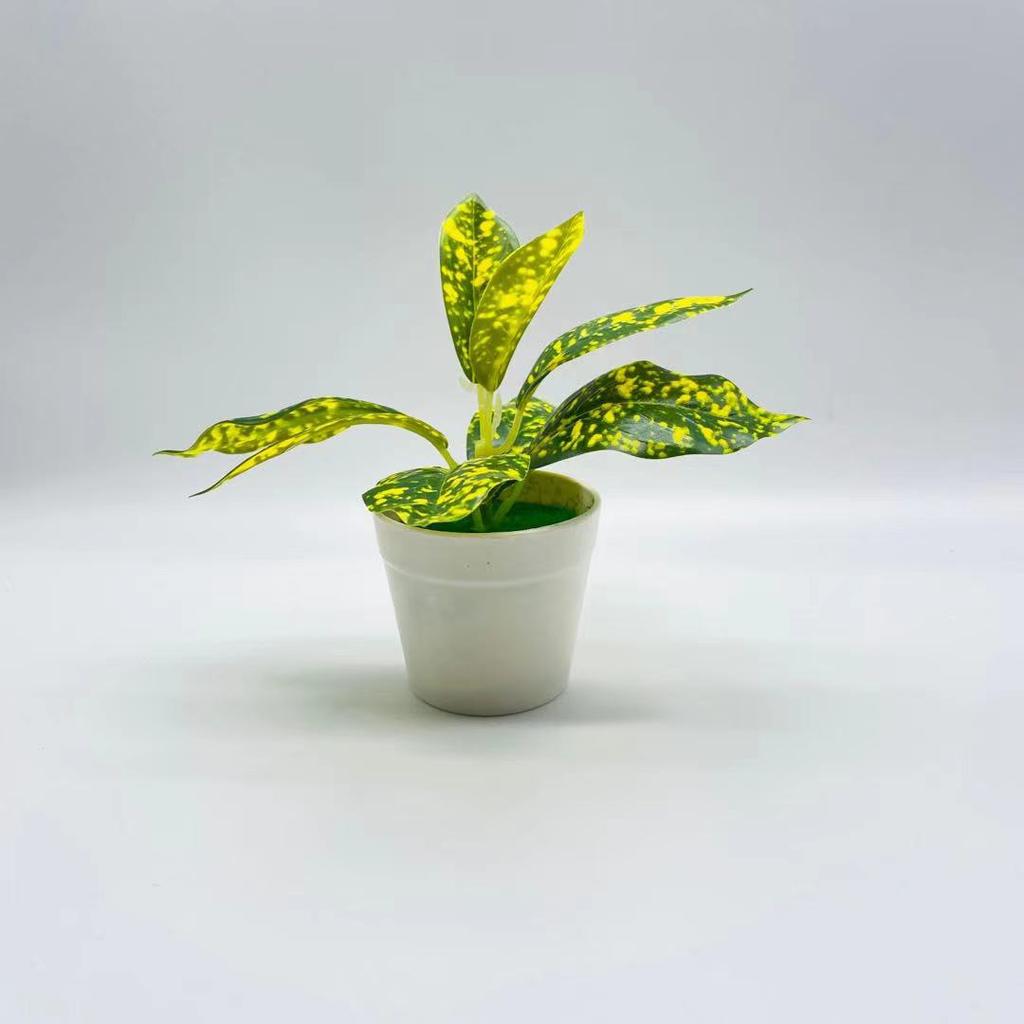 Home Simulation Green Small Potted Plants Desktop Decoration Fake Potted Landscaping Artificial Flowers Creative Ornaments