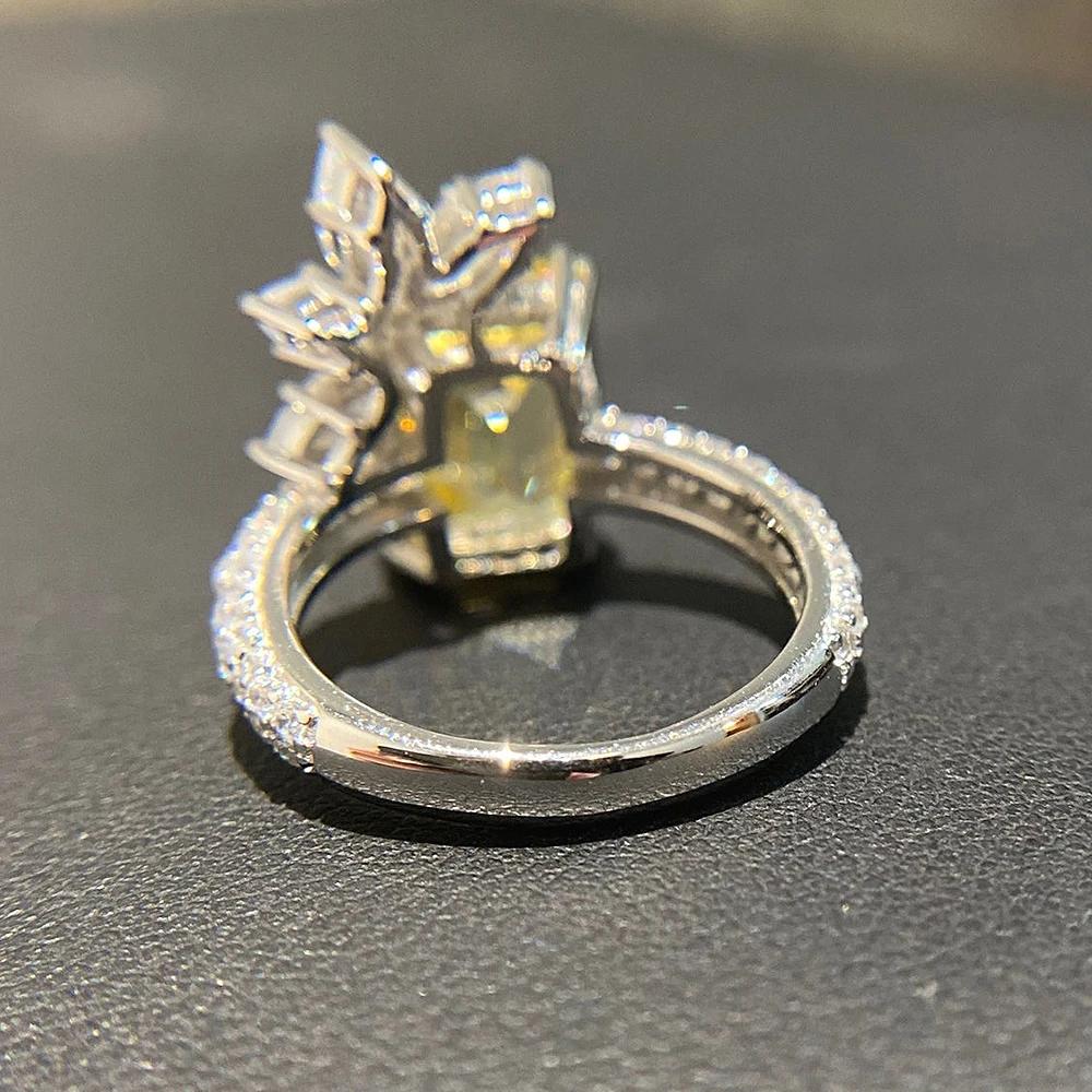 Temperament Square Yellow Cubic Zirconia Ring for Women Luxury Colored Wedding Bands  Party 2025 New Fashion Jewelry