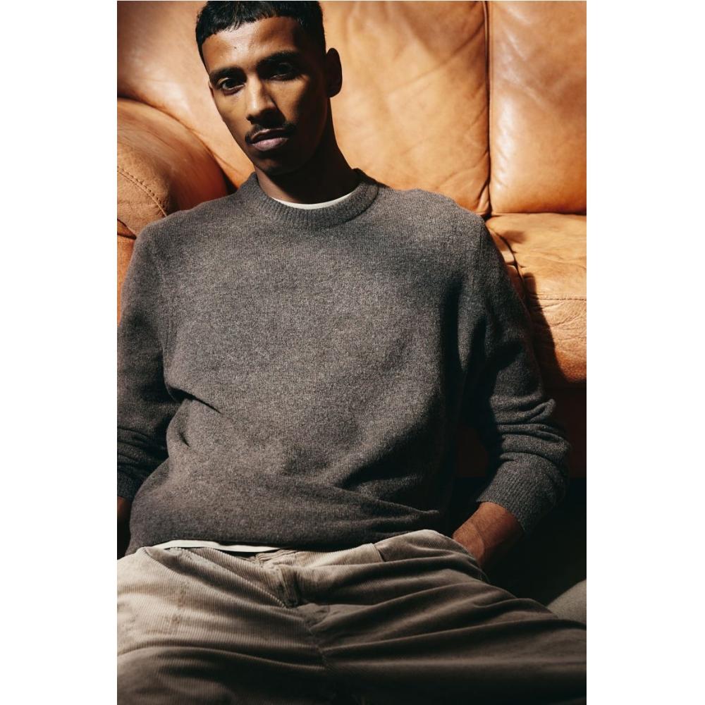 

HM Regular Fit Fine Knit джемпер коричневый XS