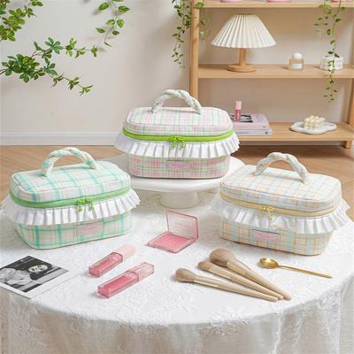 Color-Blocked Plaid Bag Ergonomic Korean Niche Design Bag Cosmetic Case Artistic Travel Wash Bag For Hair Accessories Storage