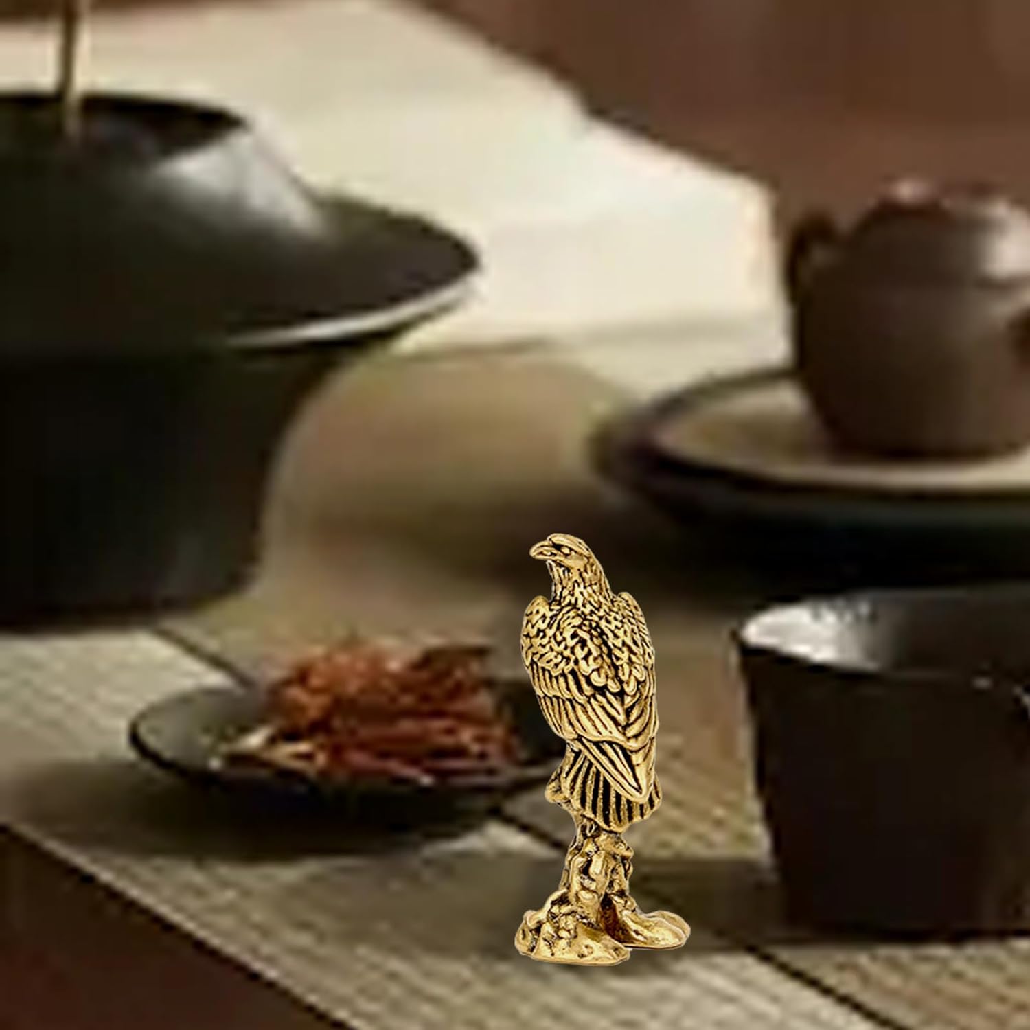 

2 шт. Латунный орел Бронзовые резные латунные украшения-Миниатюрная фигурка животного-Золотые статуэтки Домашний декор-Чайный питомец-Украшение для стола для книжной полки Животное пресс-папье
