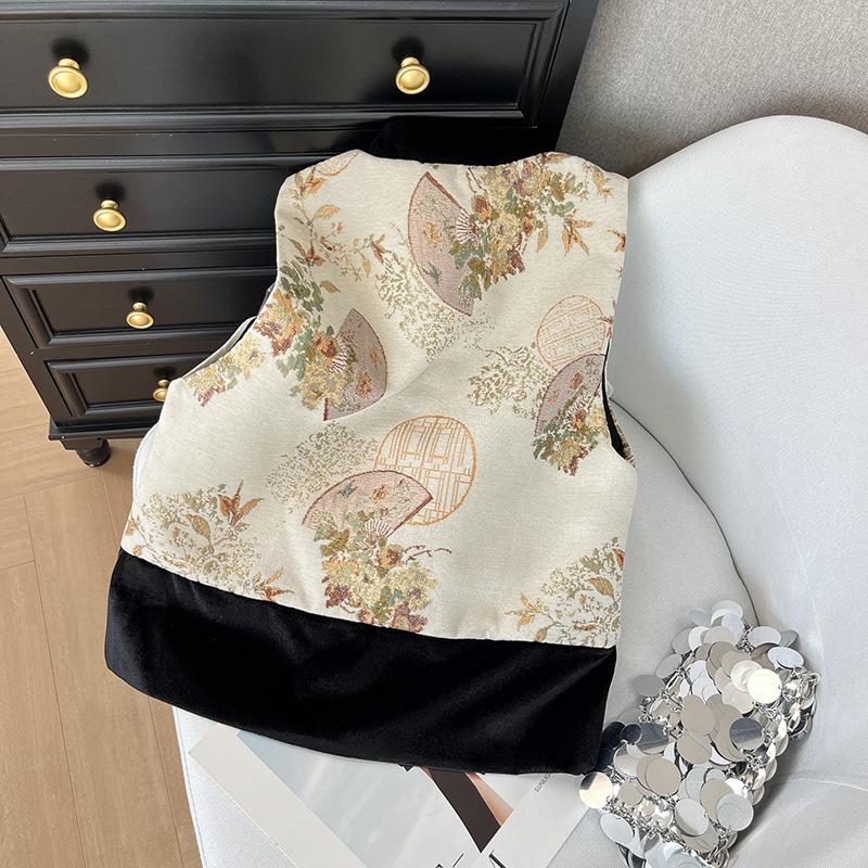 Embroidered Jacquard Woven Gold Vest Women's 2025 Early Spring Retro Xiaoxiangfeng Temperament Top