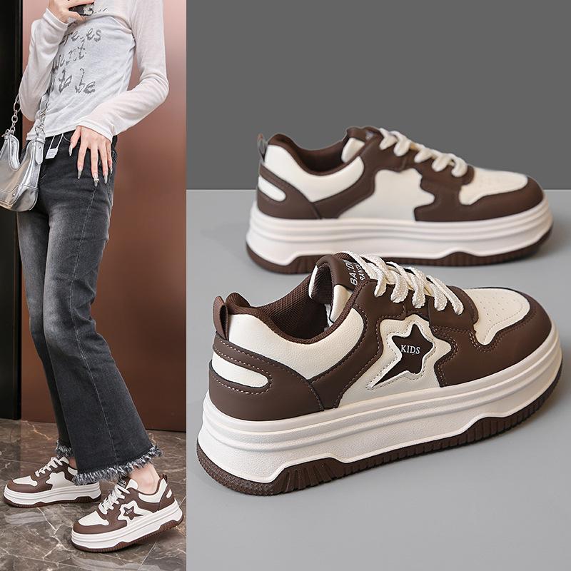 

Маленькие белые туфли женские новые весенне-осенние туфли на толстой подошве универсальные черно-белые звезды туфли панда прилив 40 коричневый